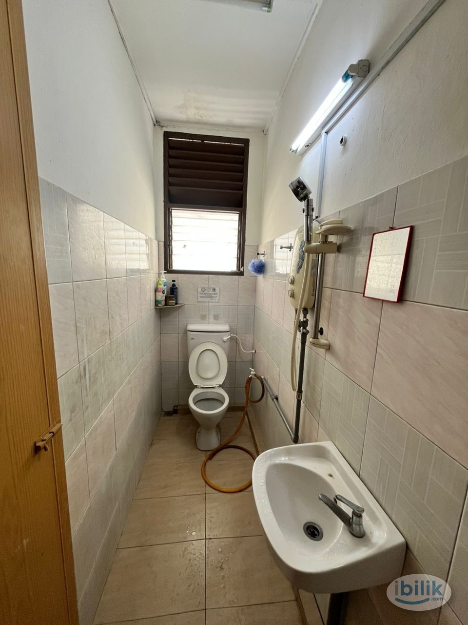 🚩SS14 SUBANG JAYA COUPLE SPACIOUS MIDDLE ROOM FOR RENT😍😍Walking Distance To SS18 LRT STATION🚂🚂🚂 - Image 4