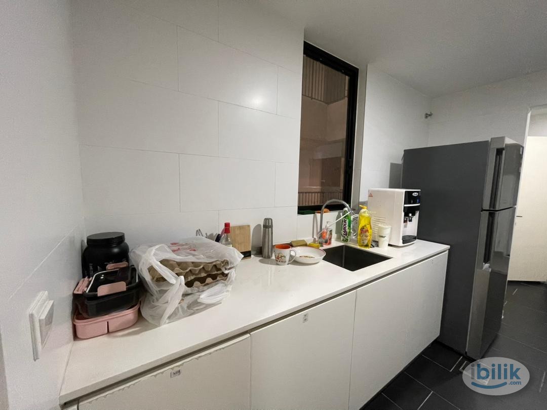 Middle Room at SQWhere, Sungai Buloh - Image 3