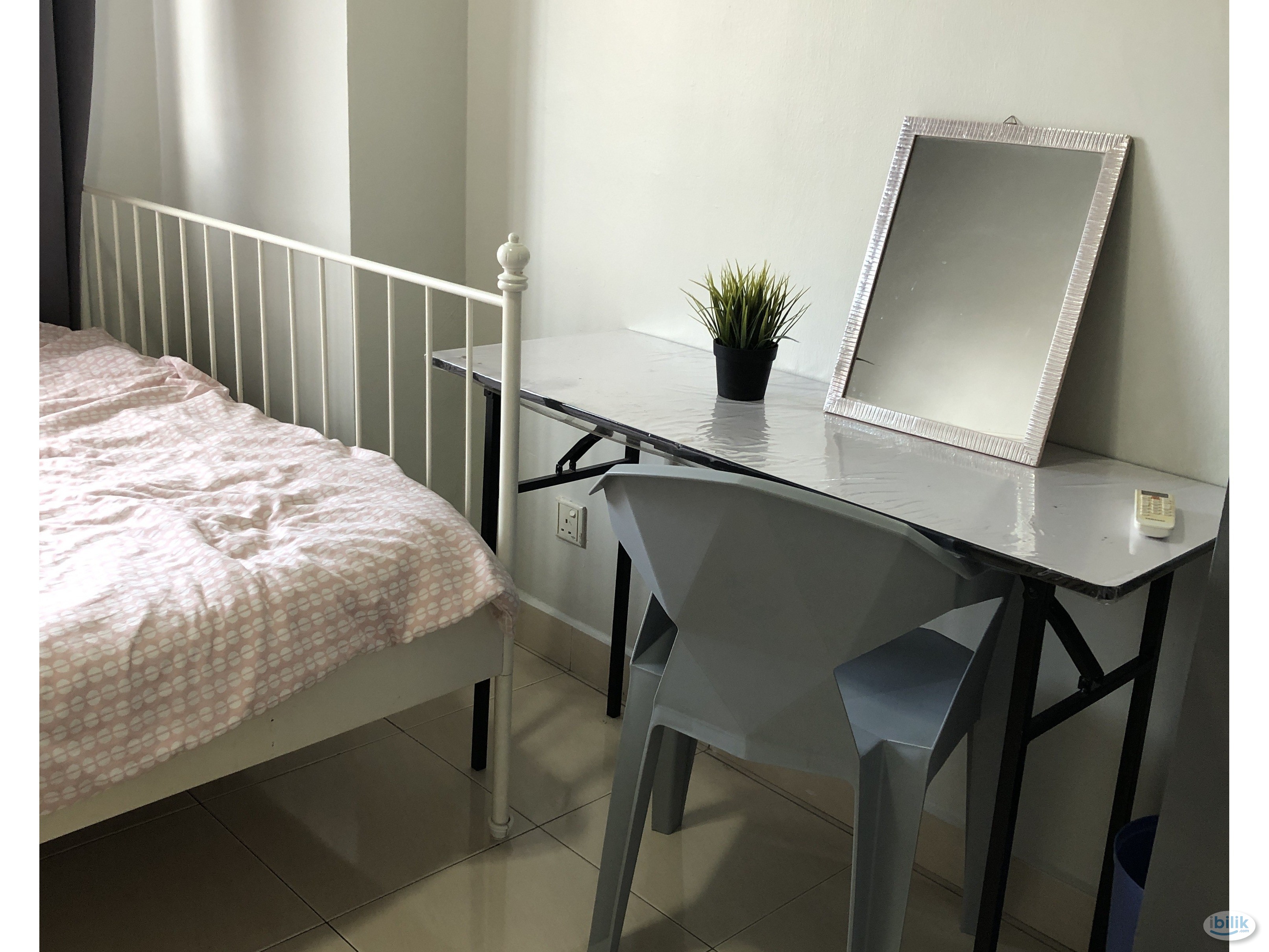 MIDDLE ROOM, Ampang Boulevard (female only) - Image 4