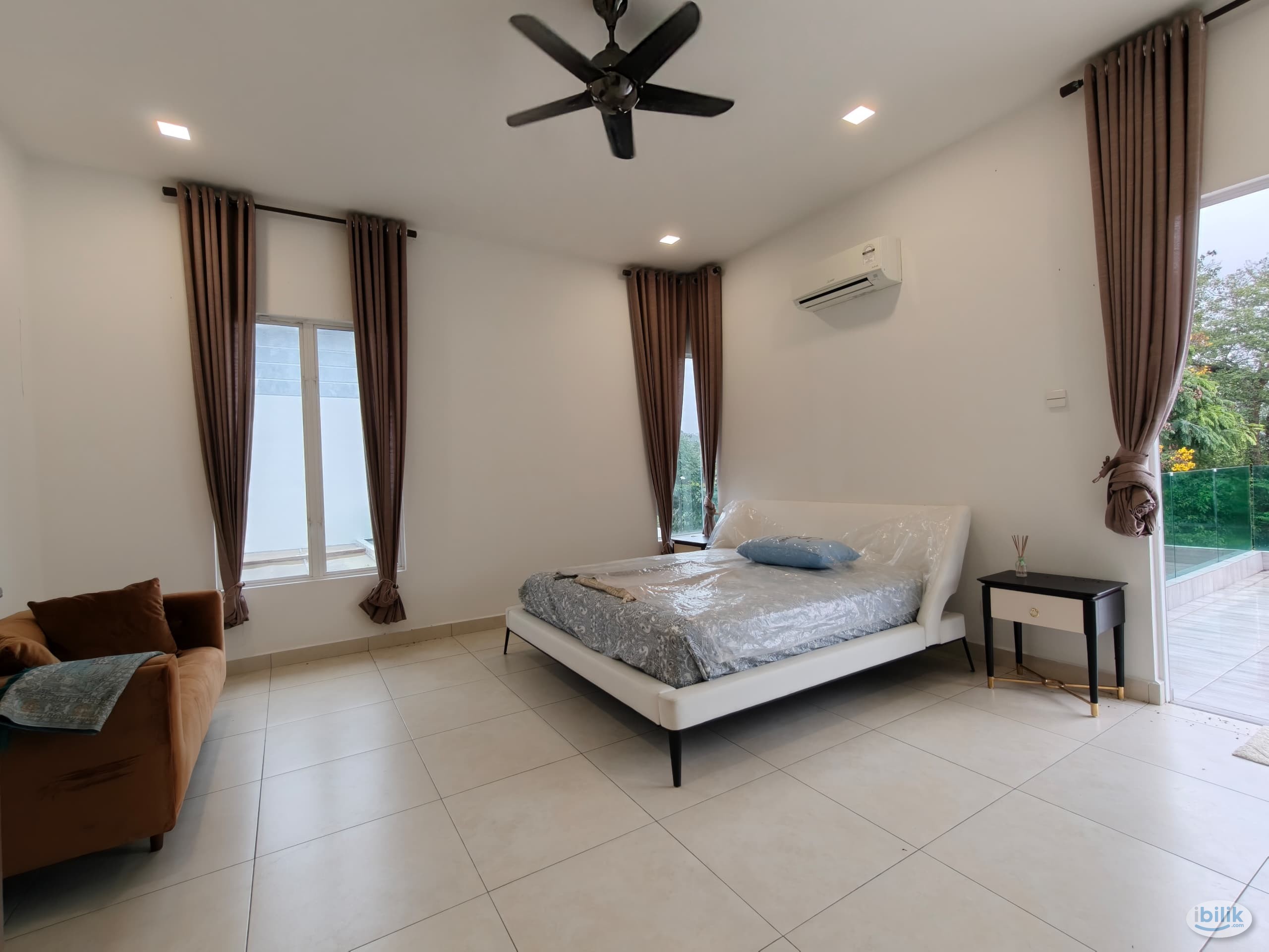 Master Room at Ayer Keroh, Melaka - Image 2