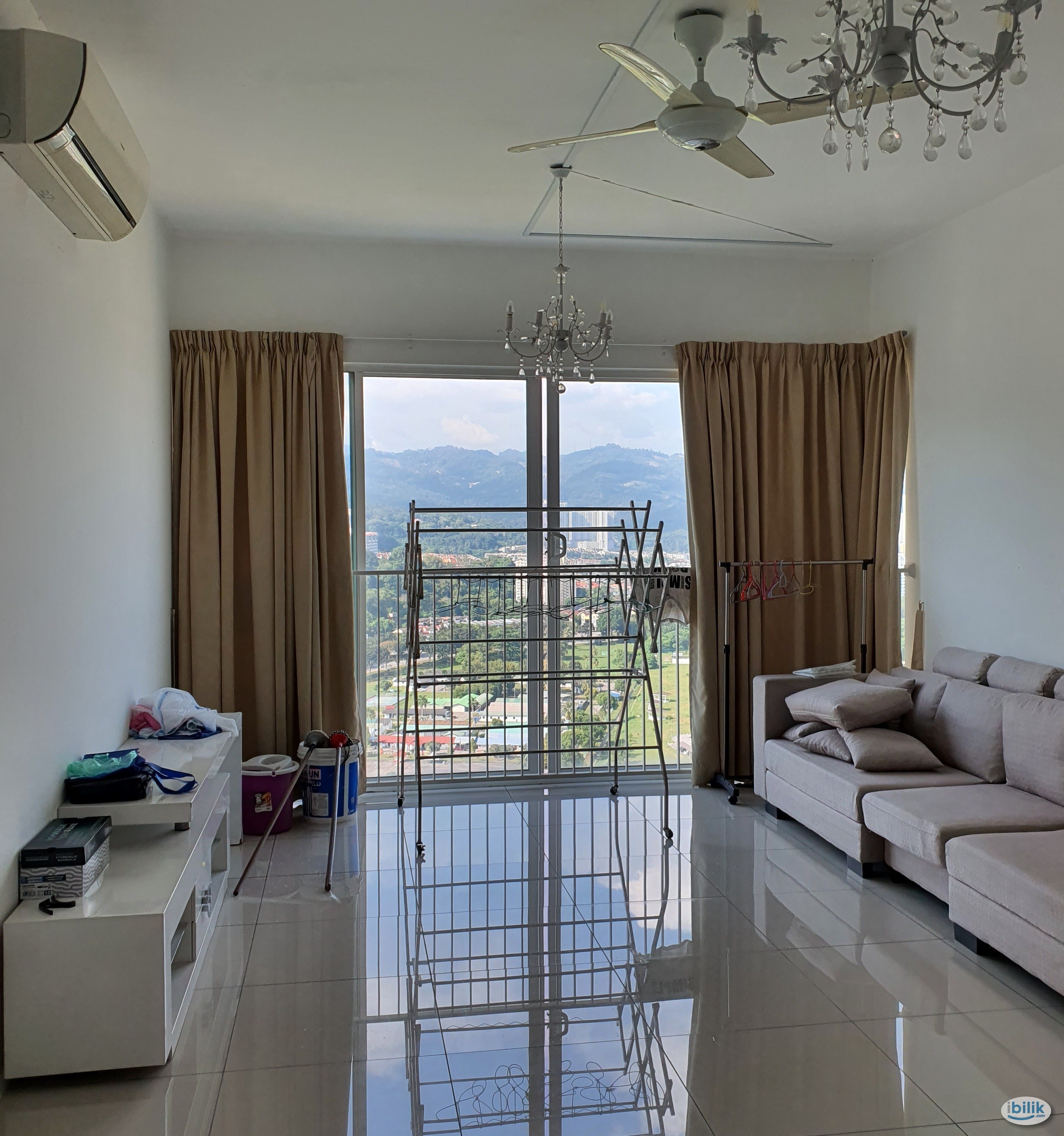 [Direct Owner] The Clovers Middle Room with Private Bathroom for Rent - Image 3