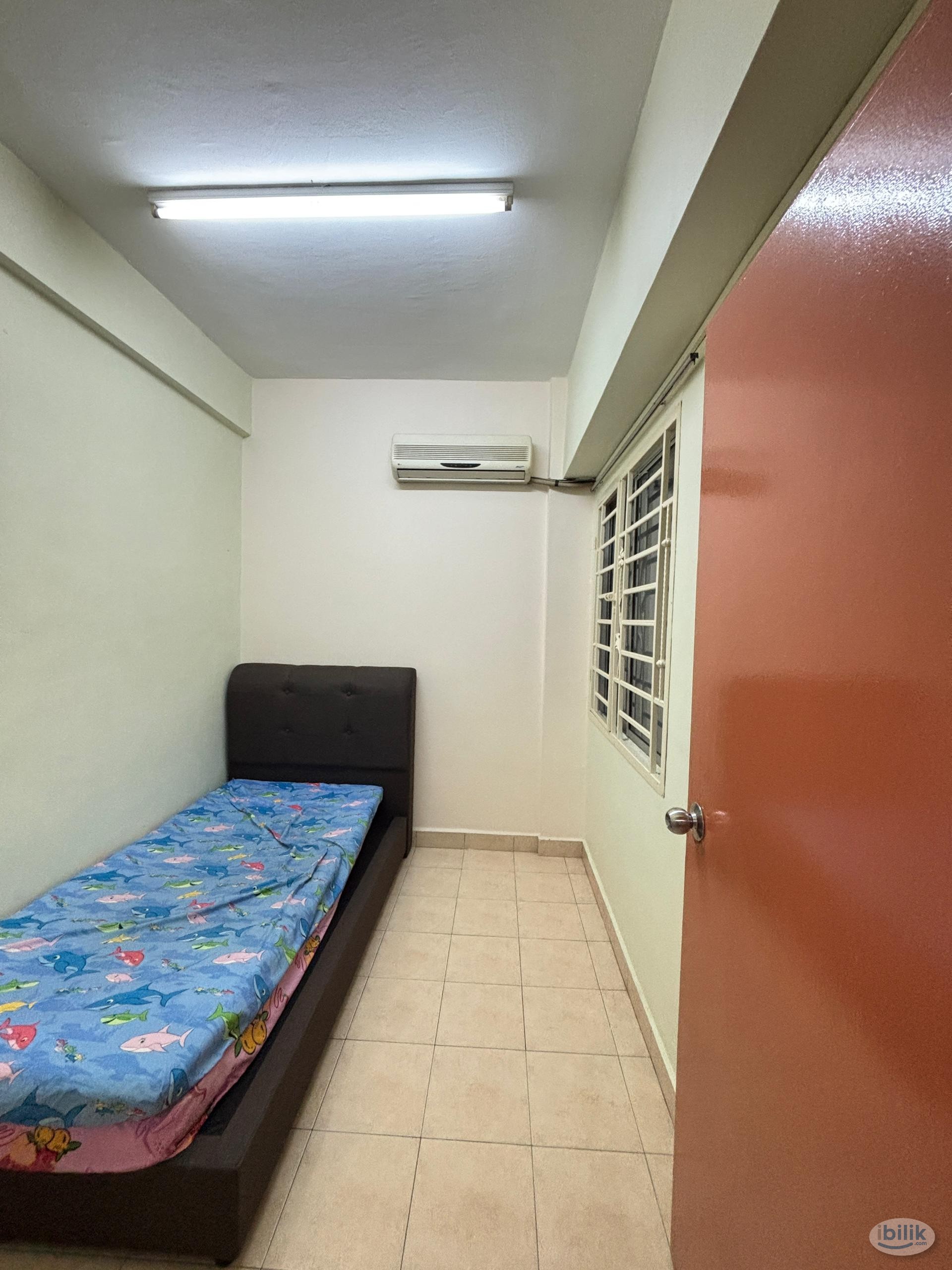 Single Room at Bayu Puteri 3, Johor Bahru - Image 1