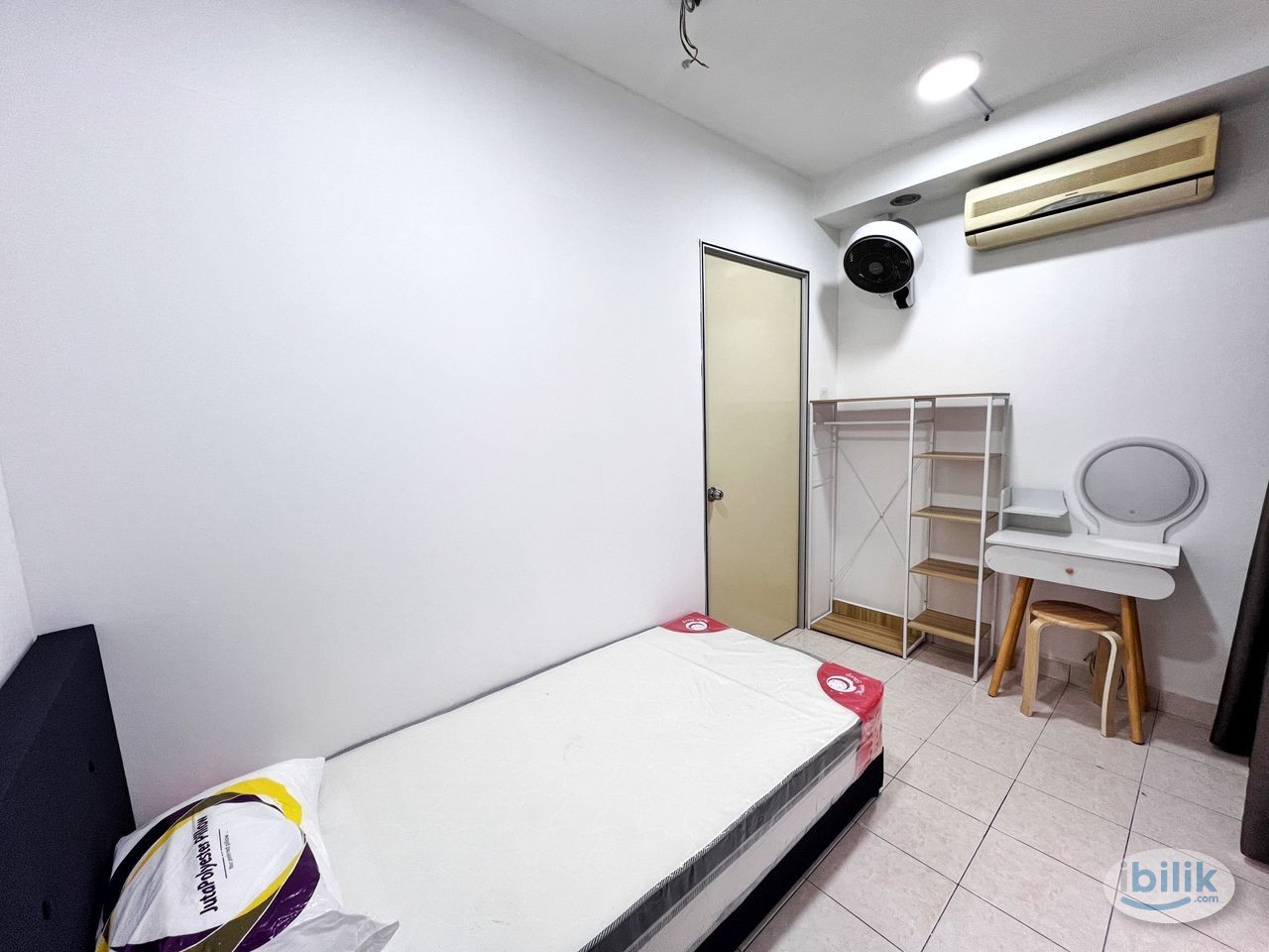 (All Utility Included) Female Unit, Spacious Single Room - Image 3