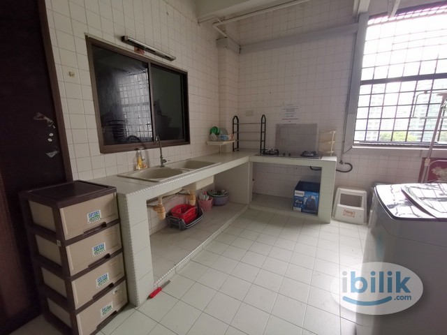 Single Room at Taman Sungai Besi Indah, Seri Kembangan - Image 3