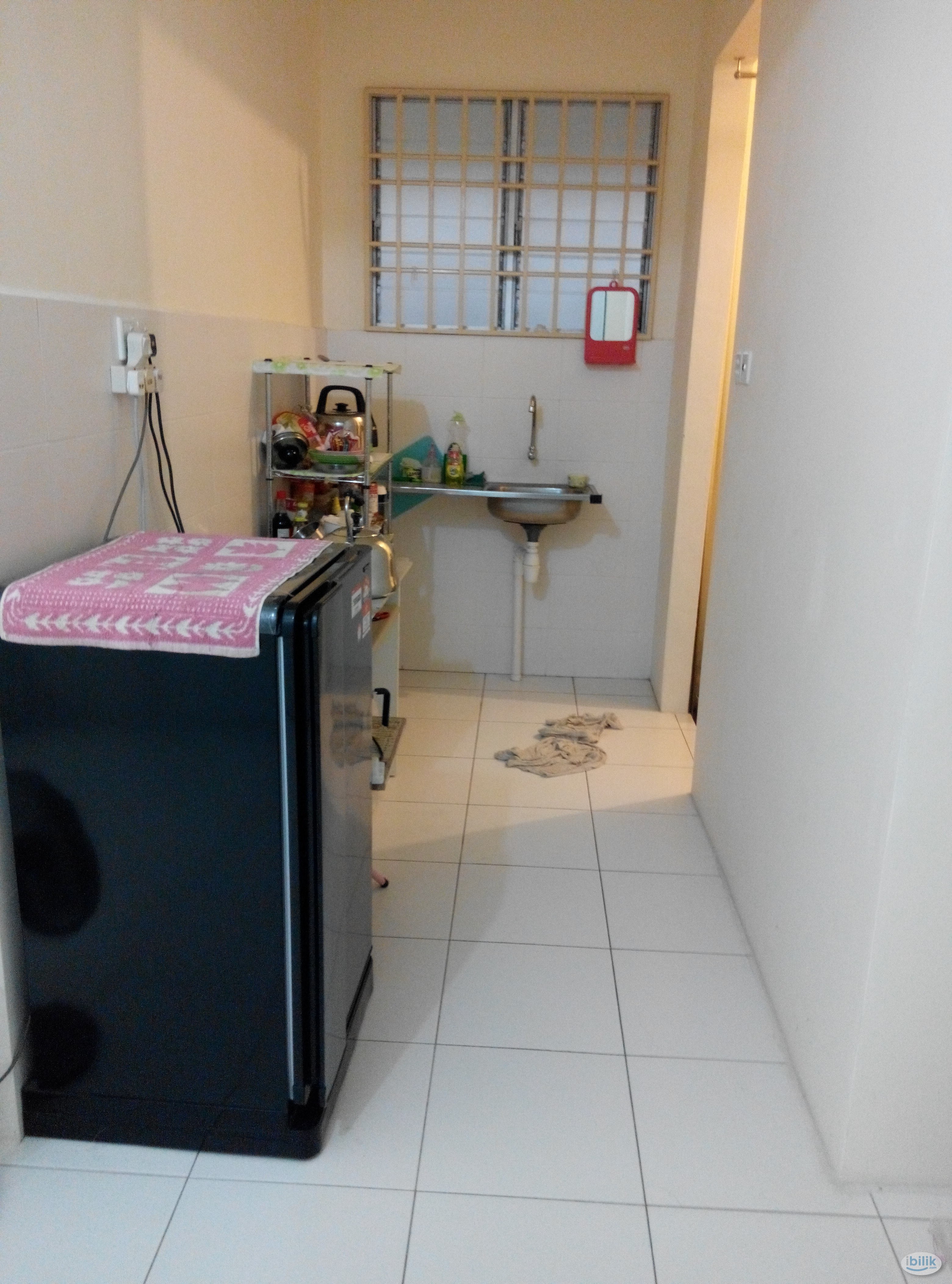 Single Room at Georgetown, Penang - Image 2