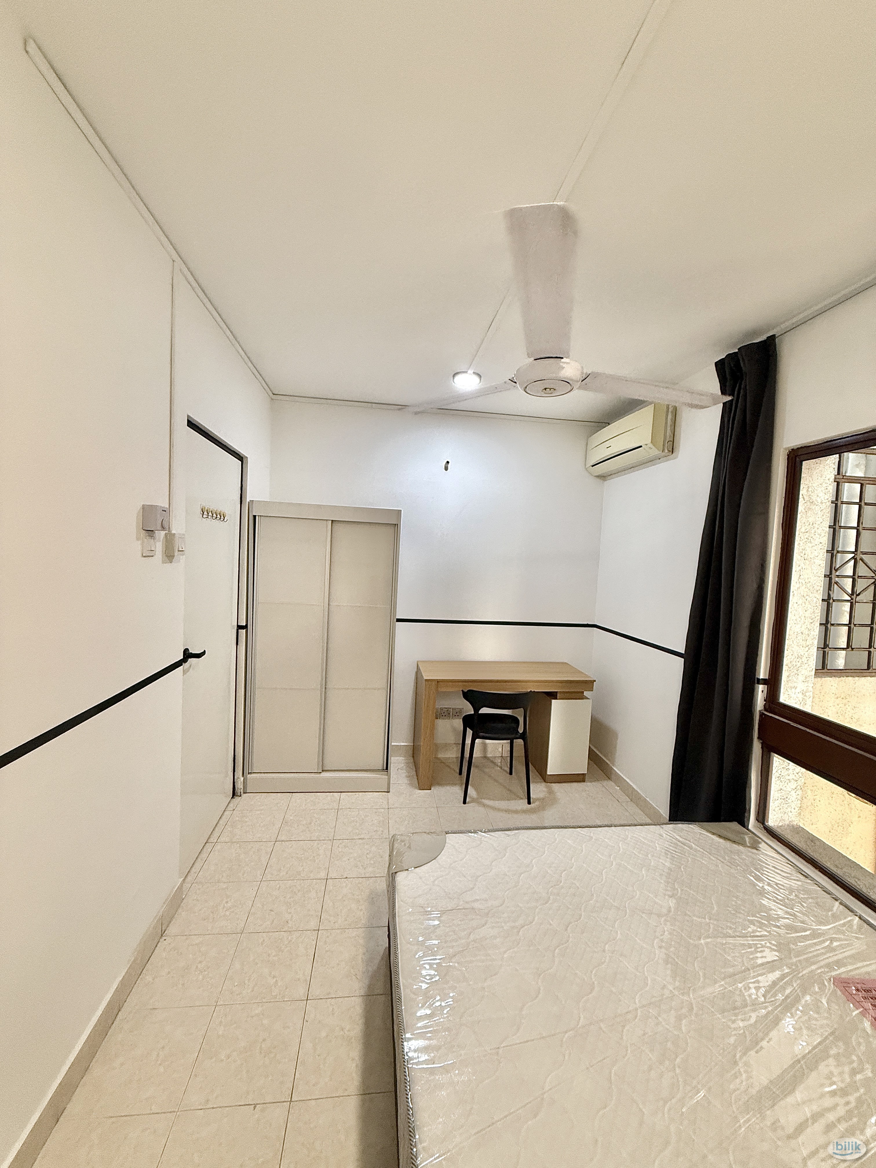7 MINS WALK TO MRT SURIAN🚇BLOCK C Middle Room, at Palm Spring, Kota Damansara - Image 2