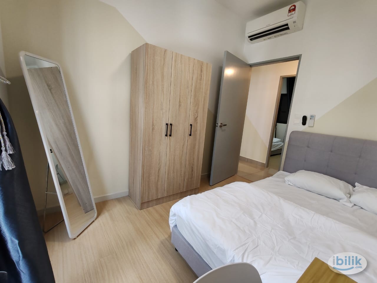 Middle Room at M LUNA / M-LUNA Residence, Kepong, Kiara Bay Kepong, MRT Sri Delima, MRR2, Metropolitan Park Kepong, Aeon - Image 2