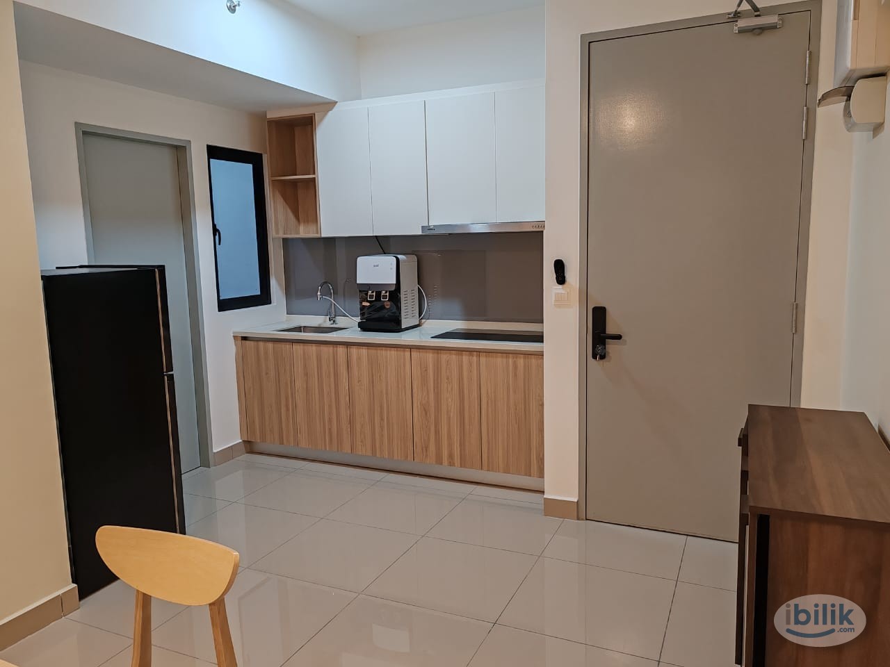 Middle Room at M LUNA / M-LUNA Residence, Kepong, Kiara Bay Kepong, MRT Sri Delima, MRR2, Metropolitan Park Kepong, Aeon - Image 5