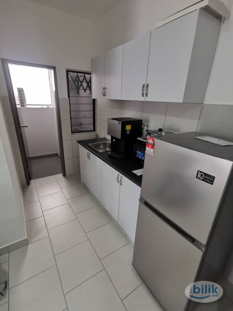 Female Unit Partition Room Astetica Residence  Seri Kembangan - Image 3