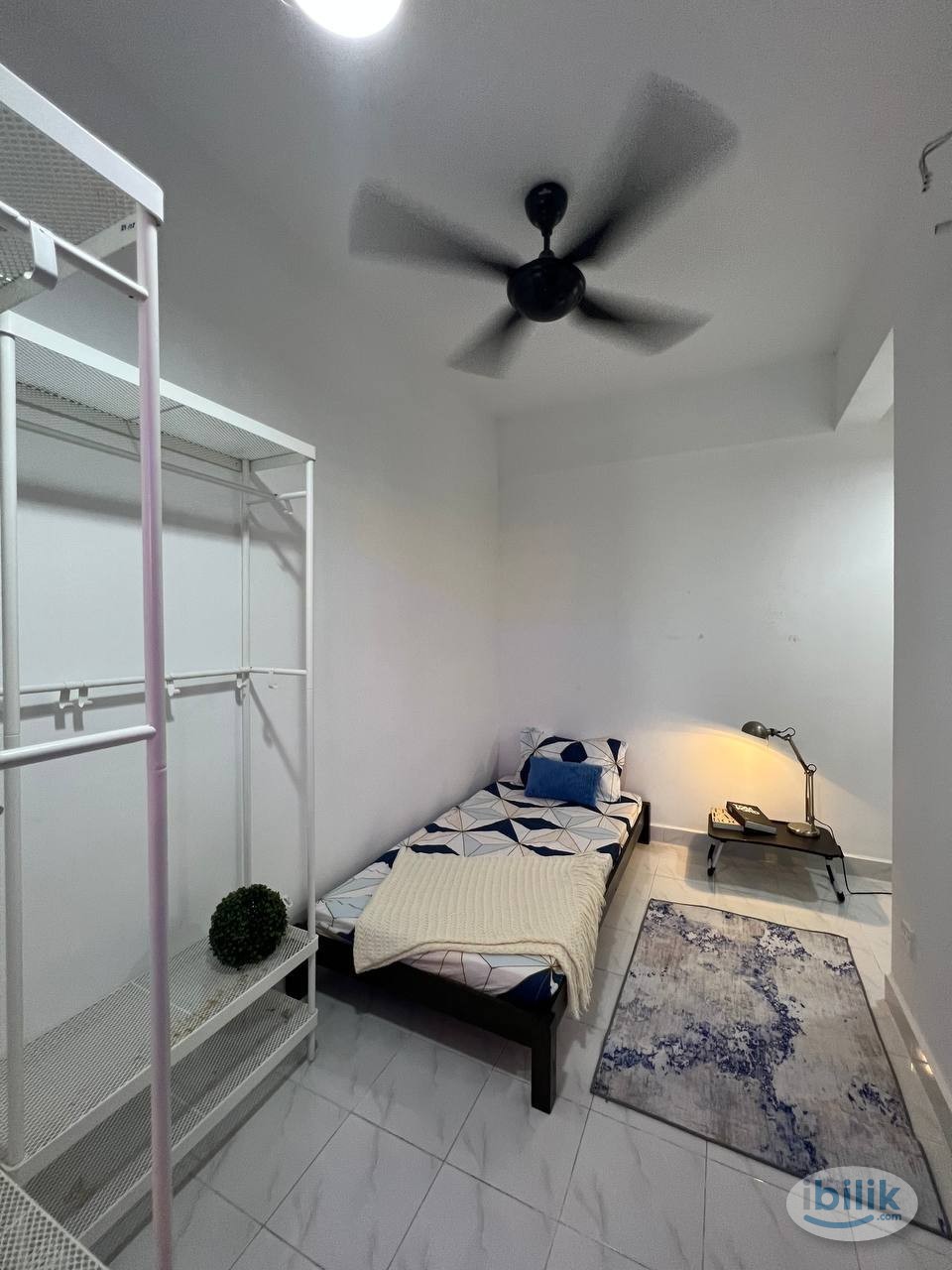 Female unit Single Room near Bukit Bintang*Full Furnish House** - Image 2