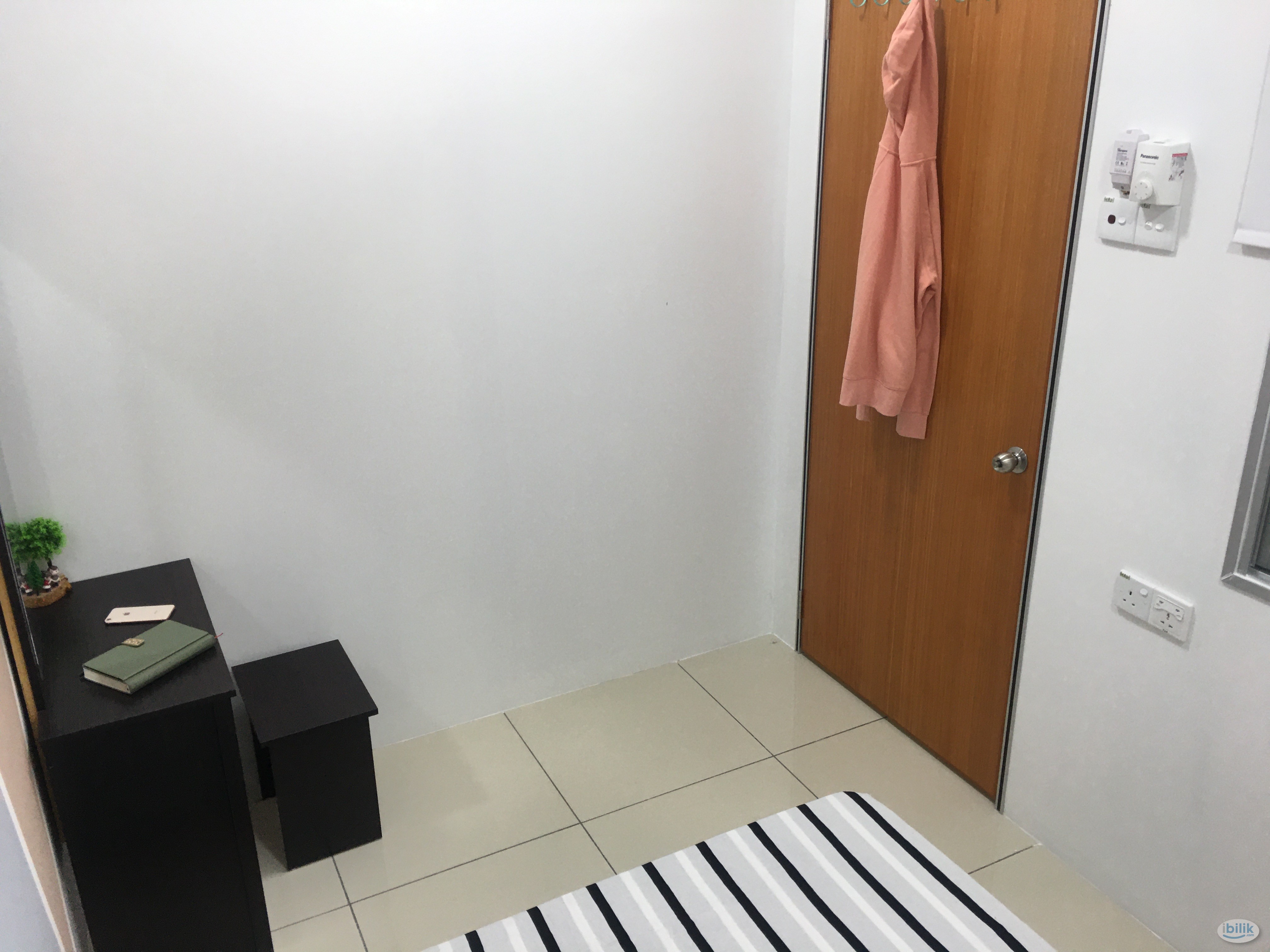 Middle Room at Casa Green, Bukit Jalil, LRT Awan Besar, Pavilion BJ, Puchong, Kinrara - Image 2