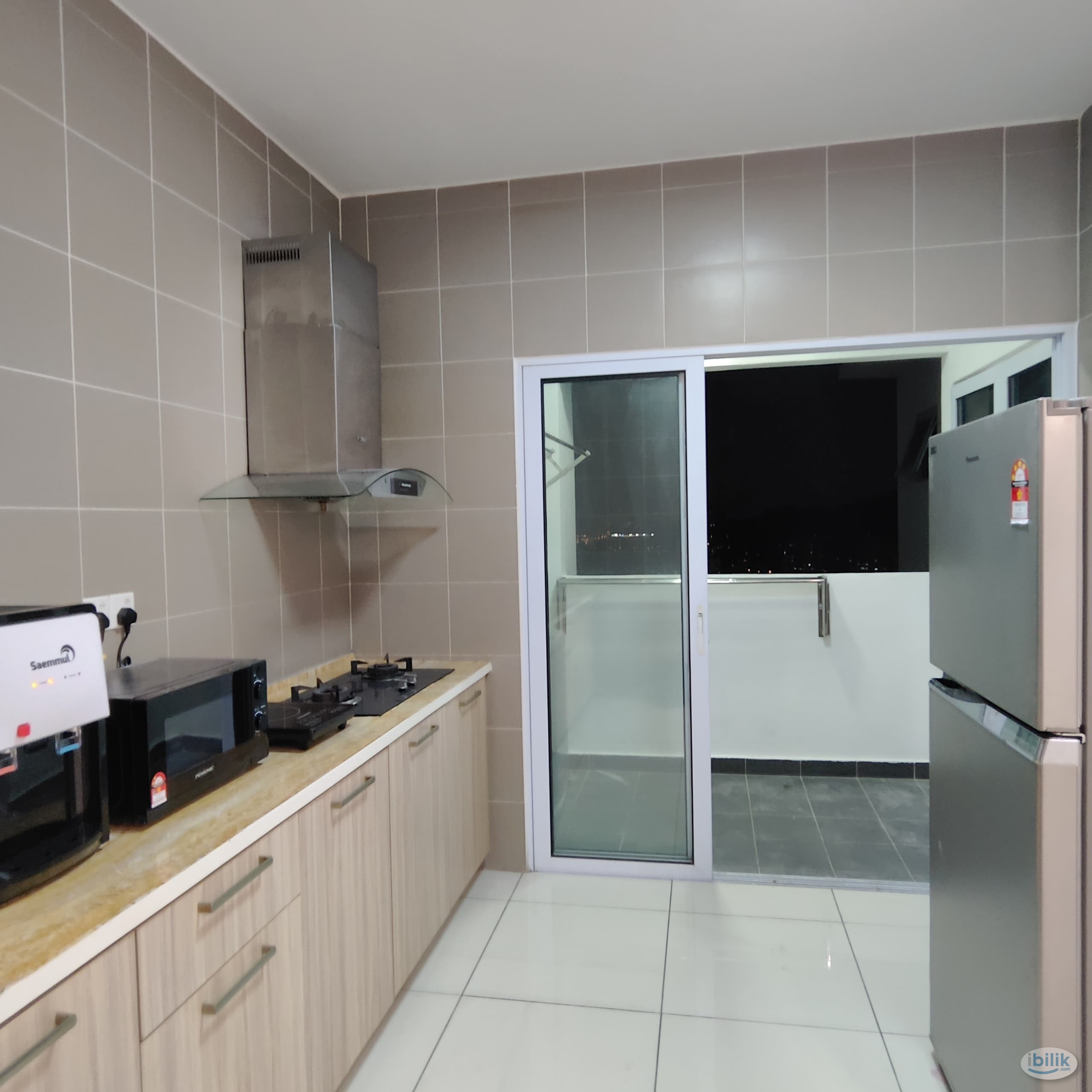 Master Room at Aurora Residence, Puchong - Image 1