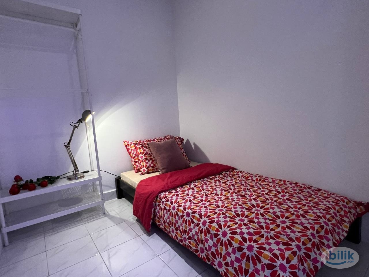 Female Single Room at Kampung Baru Salak Selatan, Kuala Lumpur - Image 1