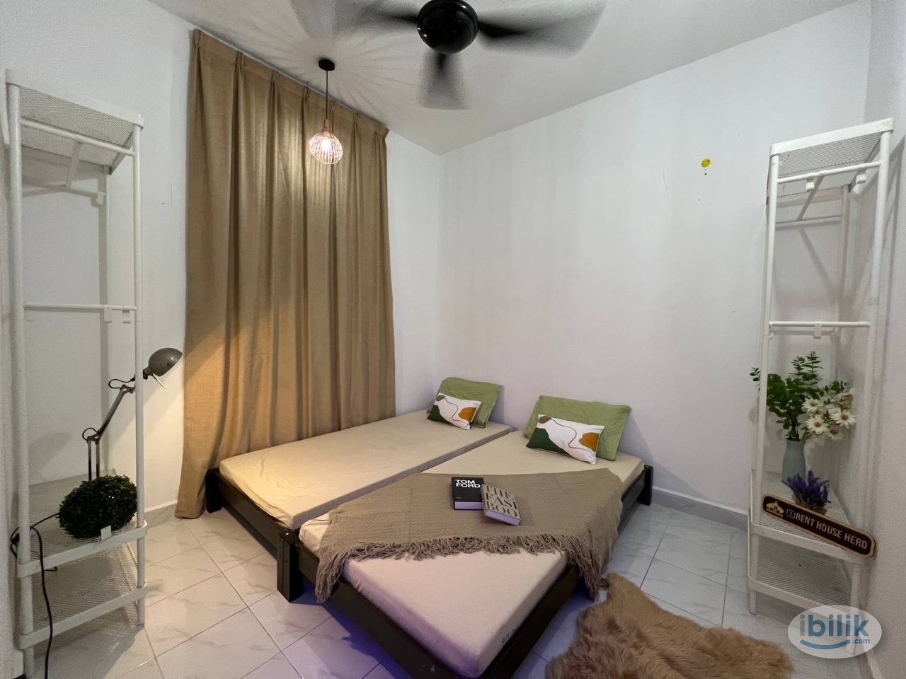 Female Middle Room unit Near Bukit Jalil, Kuala Lumpur - Image 3