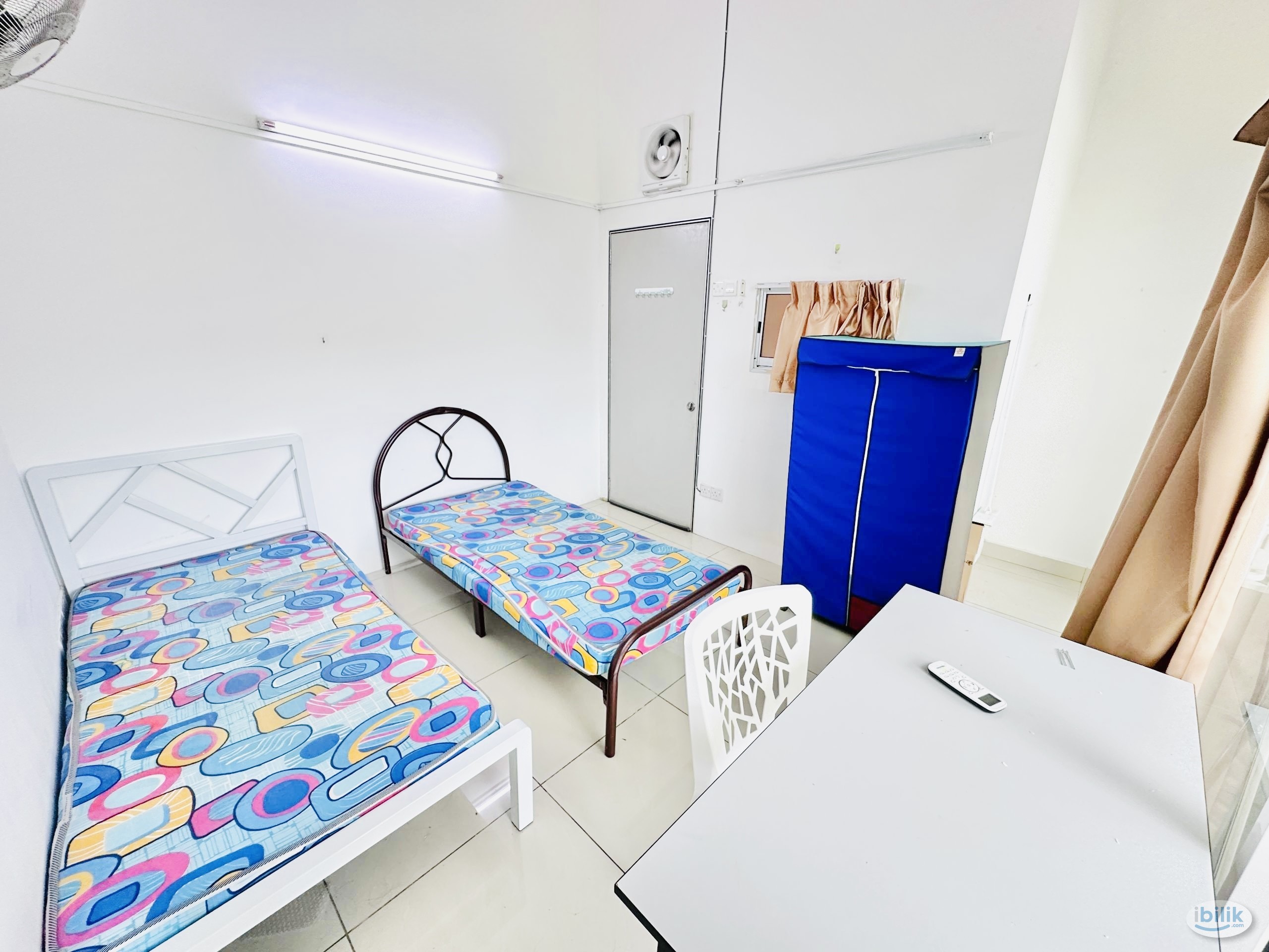 💥1 min walk LRT TAMA PARAMOUNT Middle Room at SS2, Petaling Jaya - Image 5