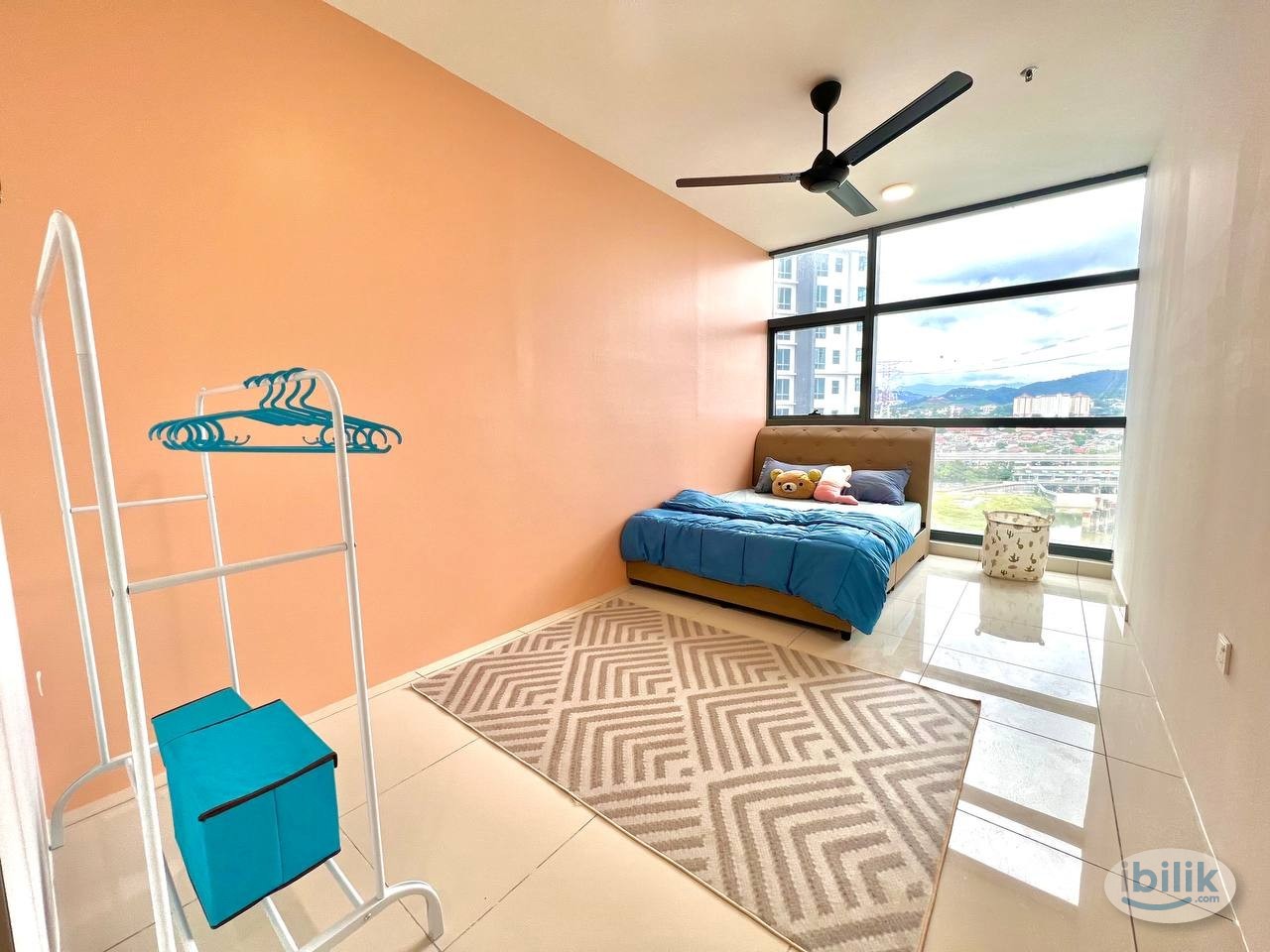 Middle Room at Ampang, Selangor - Image 1