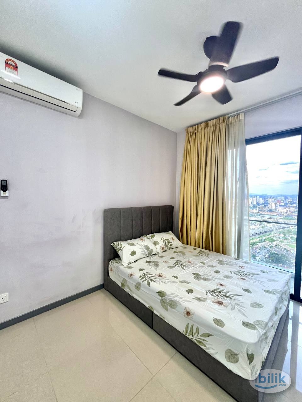 Middle Room at Segambut, Kuala Lumpur - Image 1