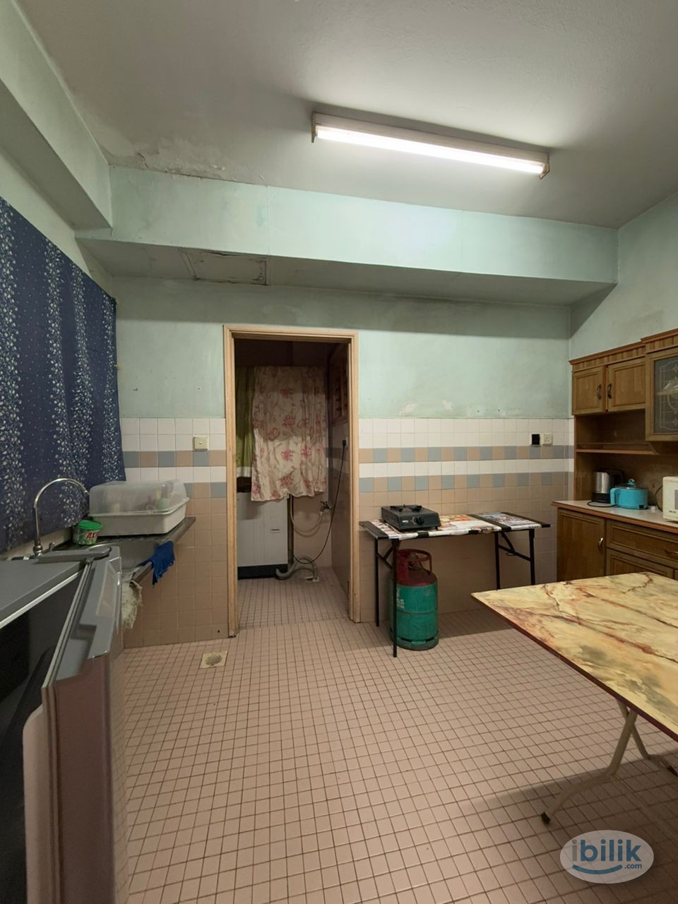MIDDLE ROOM for MALE/FEMALE Professional Working Adult, MENARA BAKTI, SEC 14 PJ - Image 4
