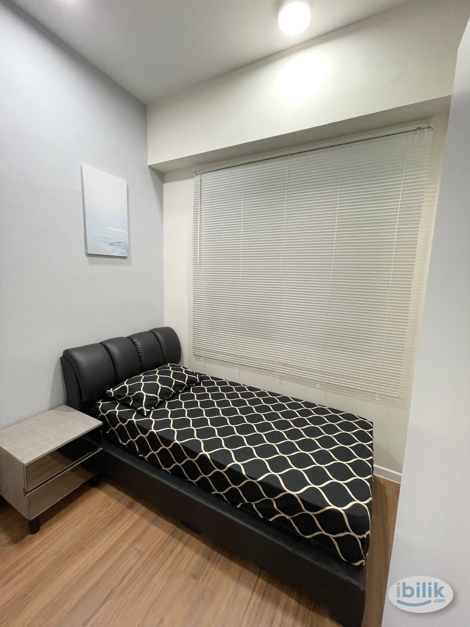 Single Room With Window at Millerz Square, Old Klang Road - Image 4