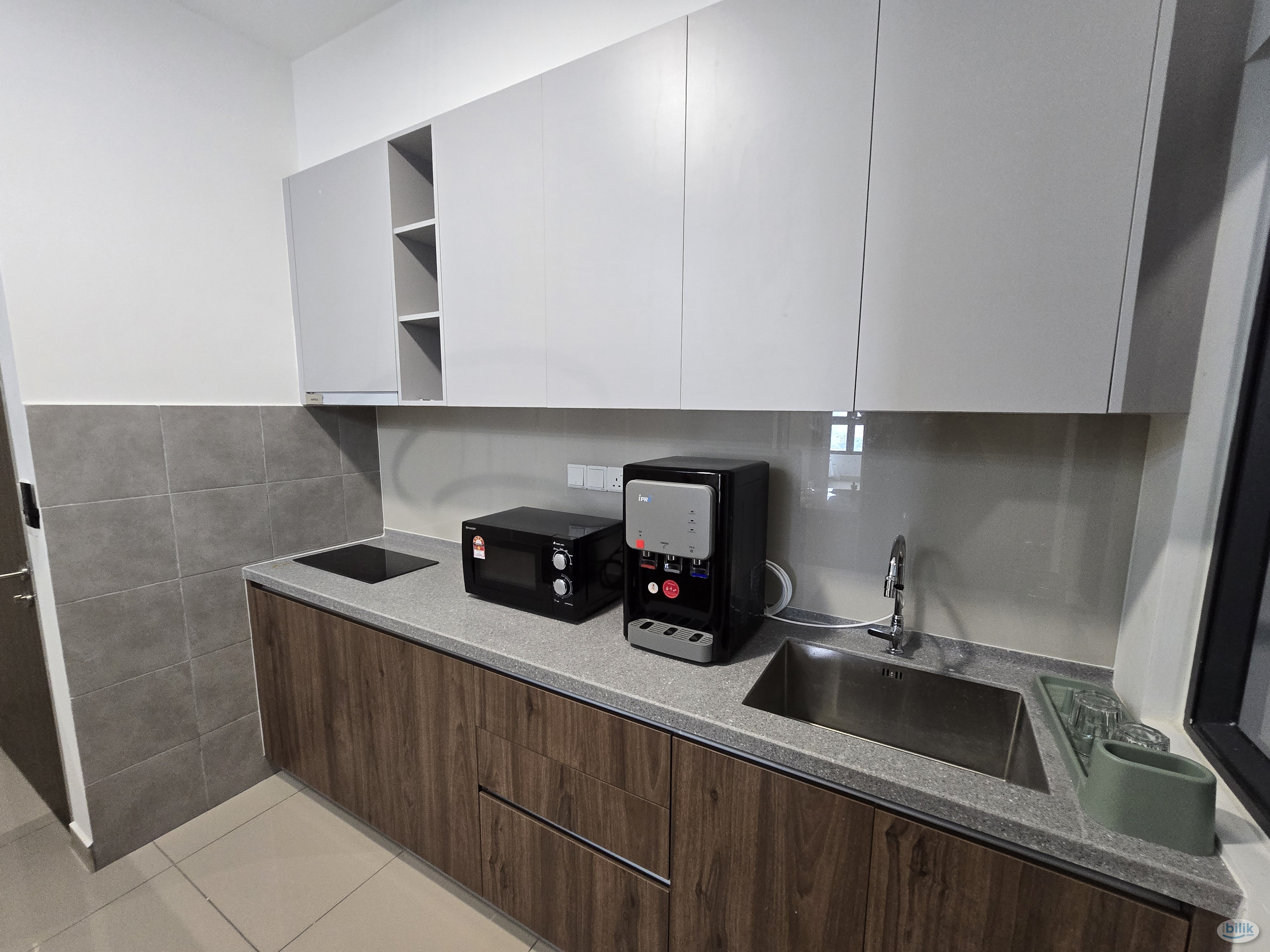 Female Unit - Near LRT MRT! Cozy Medium Room at Cheras M Vertica for Rent - FREE Utilities WiFi Cleaning - Image 3