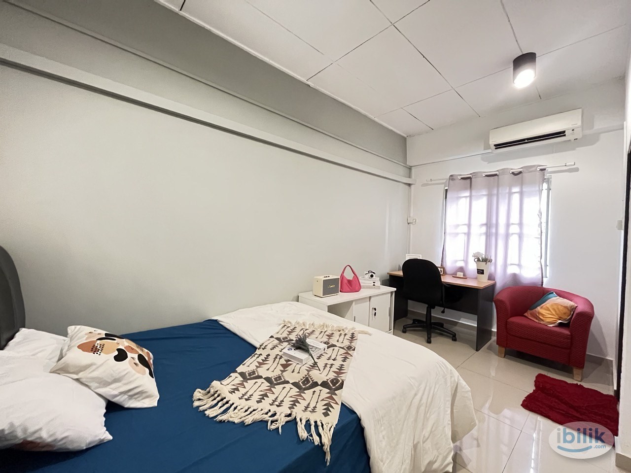 👩 Female Room in OUG Townhouse – Cozy, Secure & Convenient Living 🏡✨ - Image 1