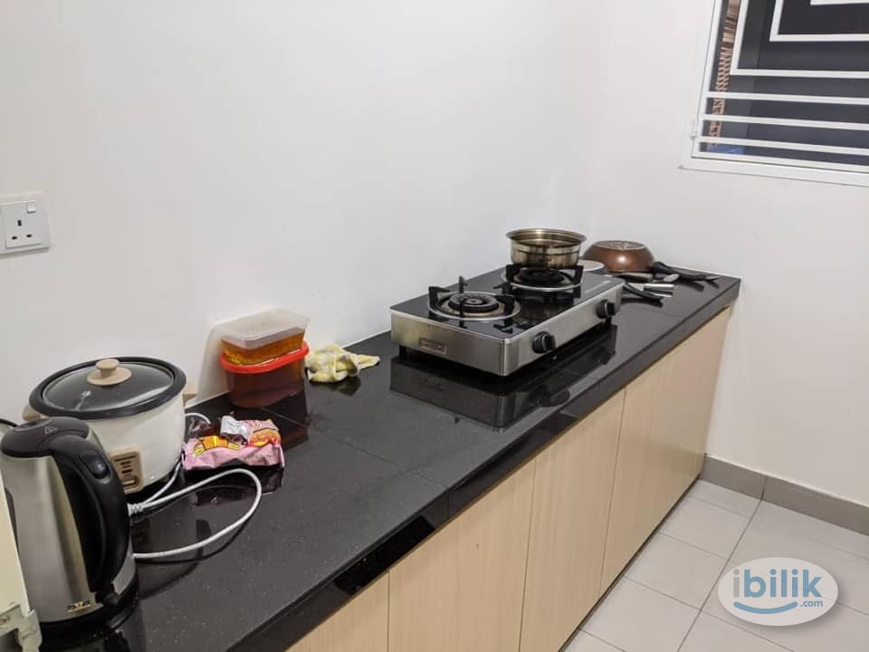 Master Room at Casa Green, Bukit Jalil - Image 5