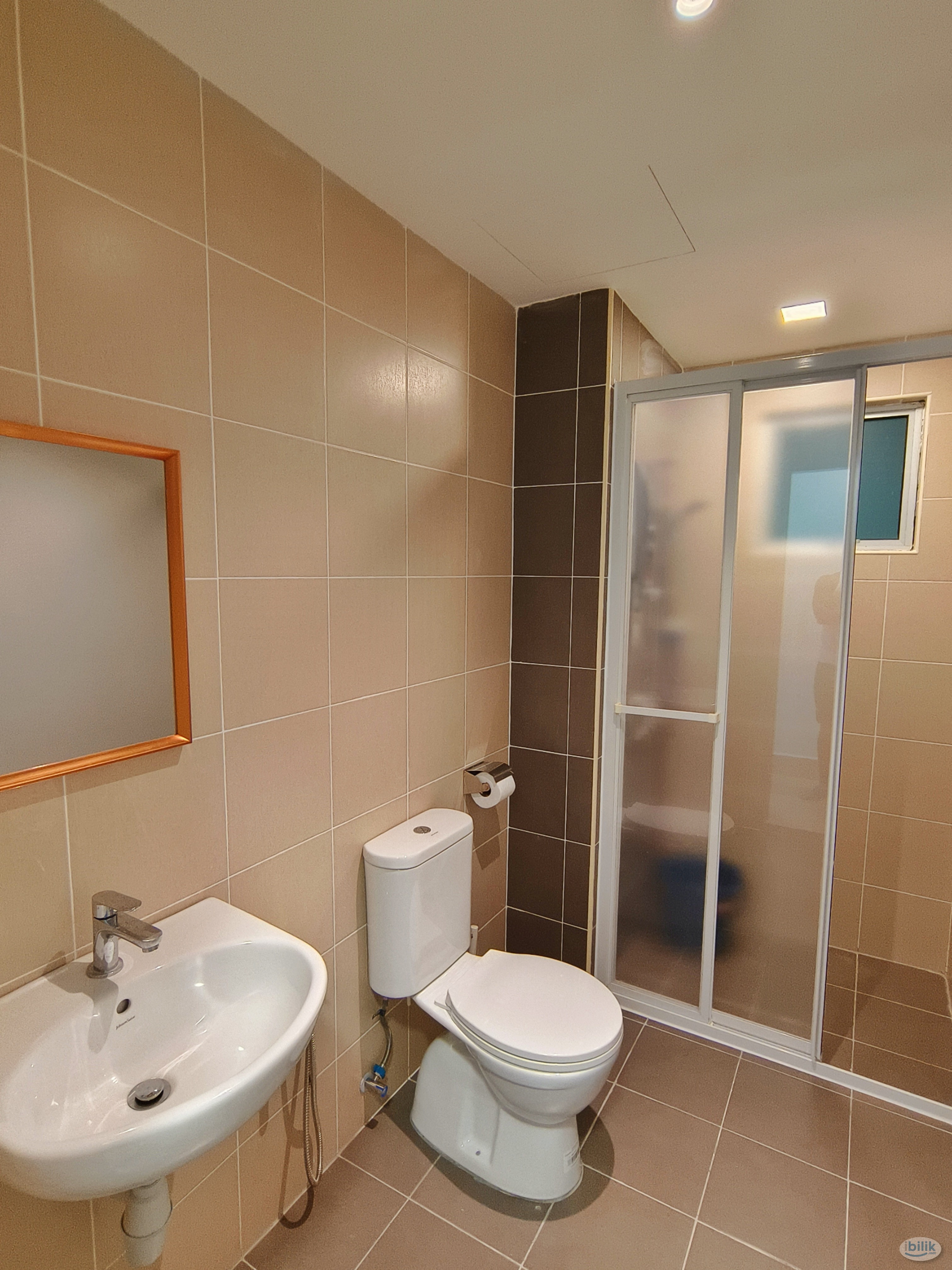 🏡✨ HOT MASTER ROOM FOR RENT @ Razak City Residence, KL! ✨🏡  🚨 Fully Furnished | Private Bathroom | Only RM950/month! 💥 - Image 3