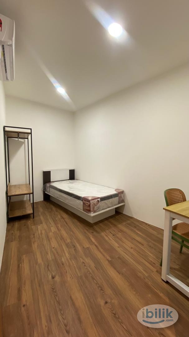 💥💥💥💥Zero Deposit💥💥Single Room at Pusat Perdagangan Subang Permai, Subang - Image 1