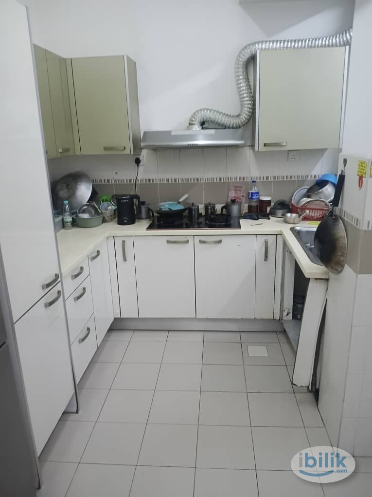 Single Room at Kota Damansara, Petaling Jaya - Image 1