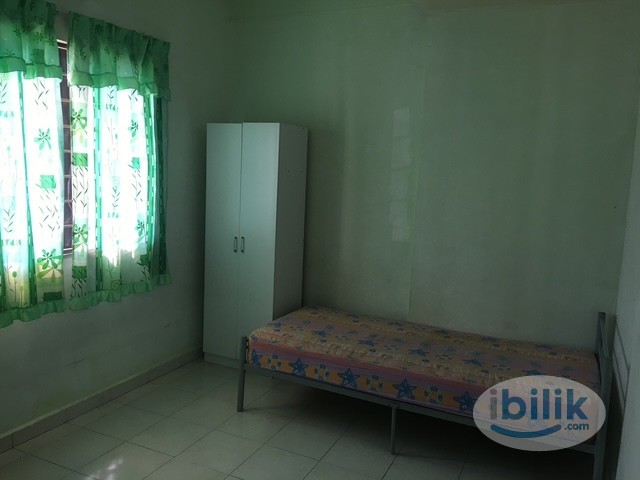 Single Room SS15 Subang Jaya walk to LRT and shops - Image 1