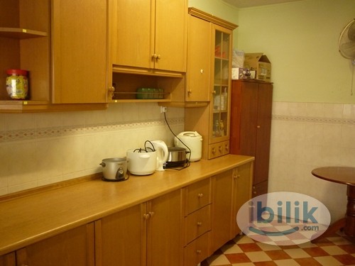 Single Room SS15 Subang Jaya walk to LRT and shops - Image 4