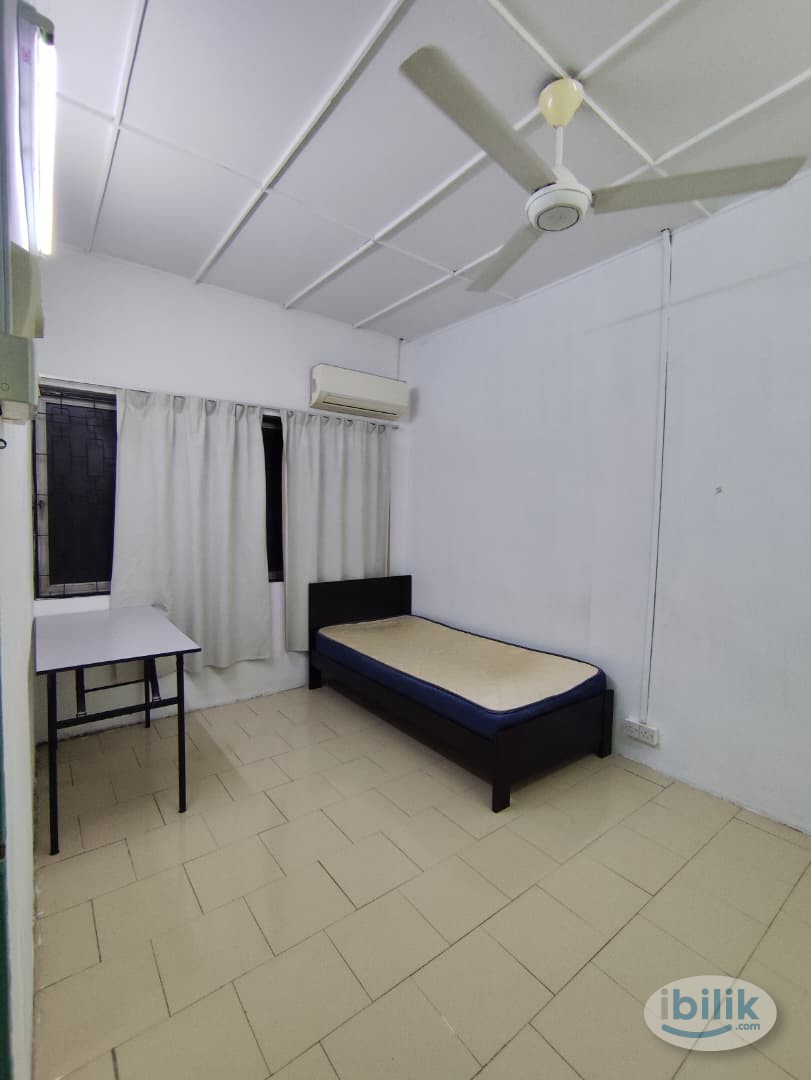 ✨ Zero Deposit ✨ Middle Room at SS2 , Petaling Jaya Near Sea Park/Taman Paramount with High Speed WI-Fi ✨ - Image 1