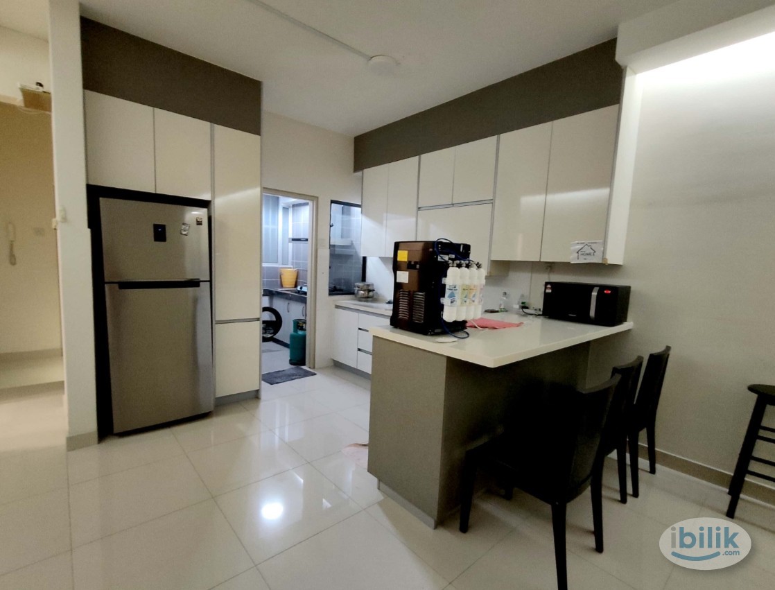 Middle Room at Setiawalk, Pusat Bandar Puchong - Image 3