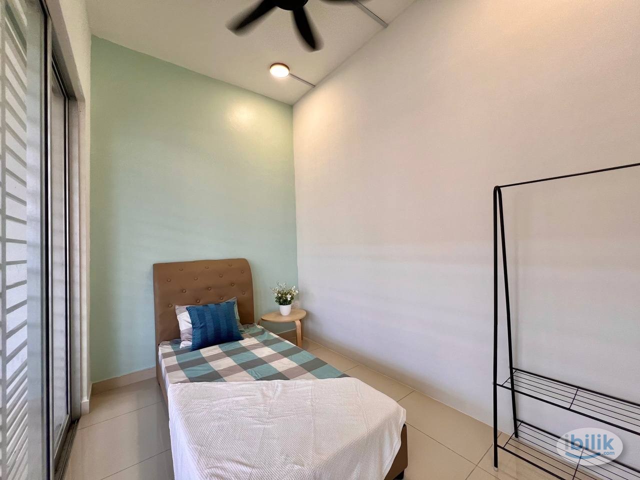 Female Single Room at Sendayan, Seremban,fully furniture - Image 2