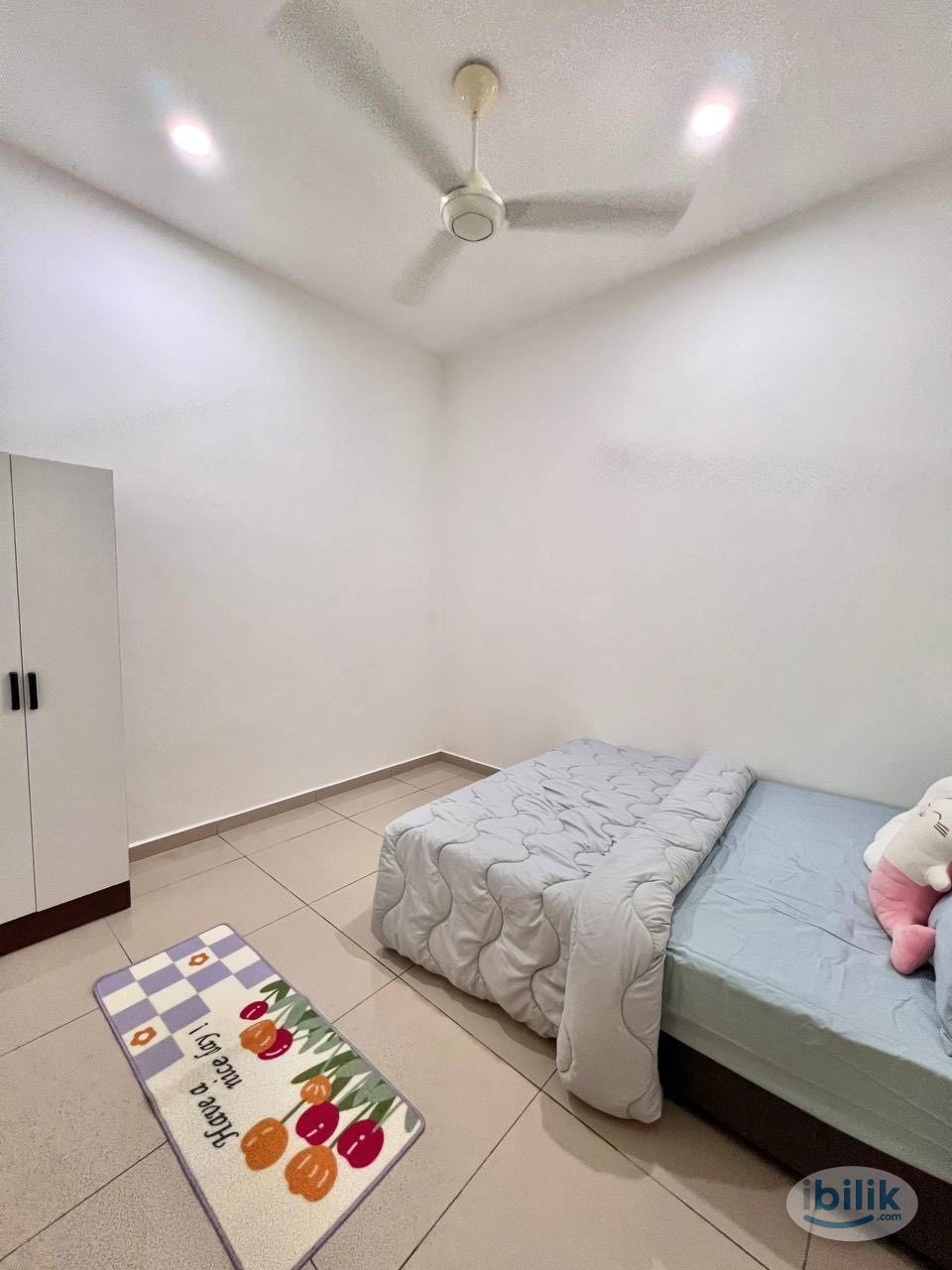 Female Middle Room Fully Furniture Near Sendayan, Seremban - Image 1