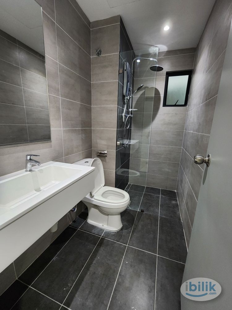 Single Room at 99 Residence, Taman Wahyu - Image 5