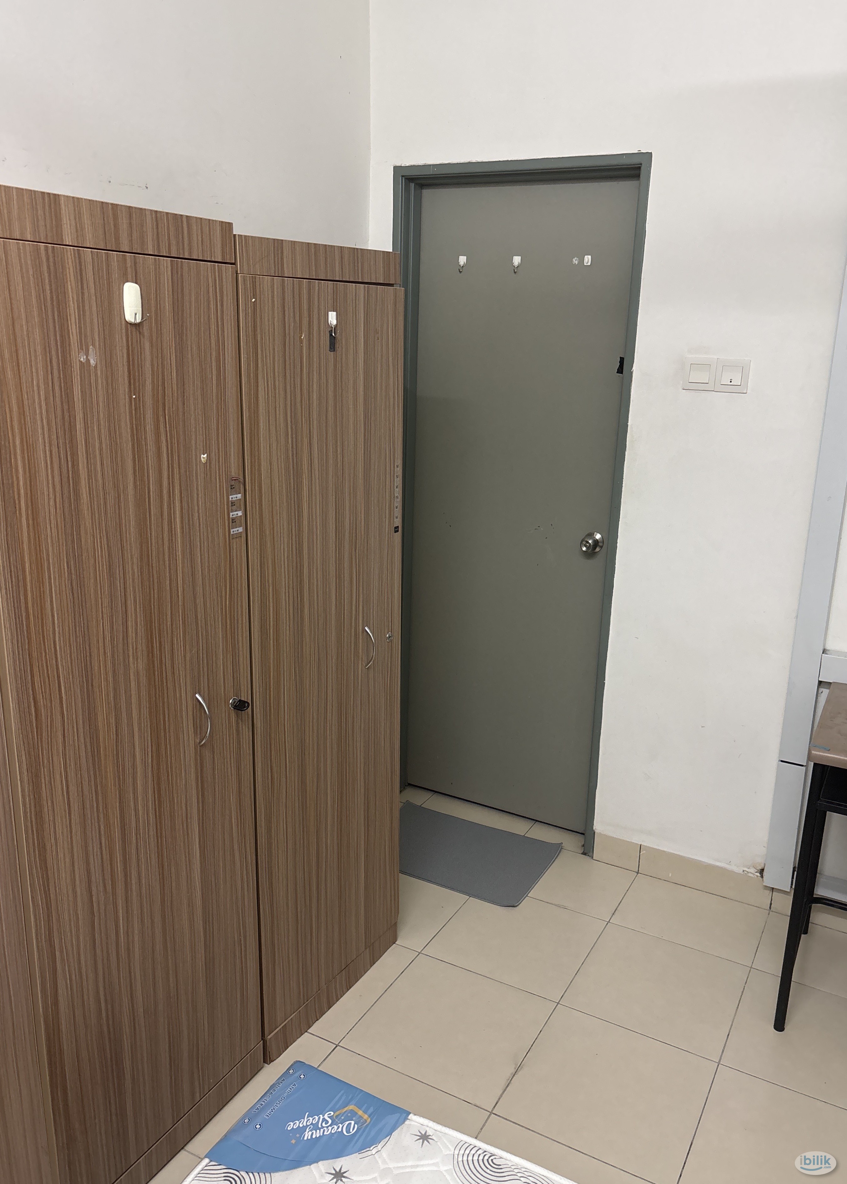 Master Room at Mutiara Residence, Seri Kembangan - Image 3