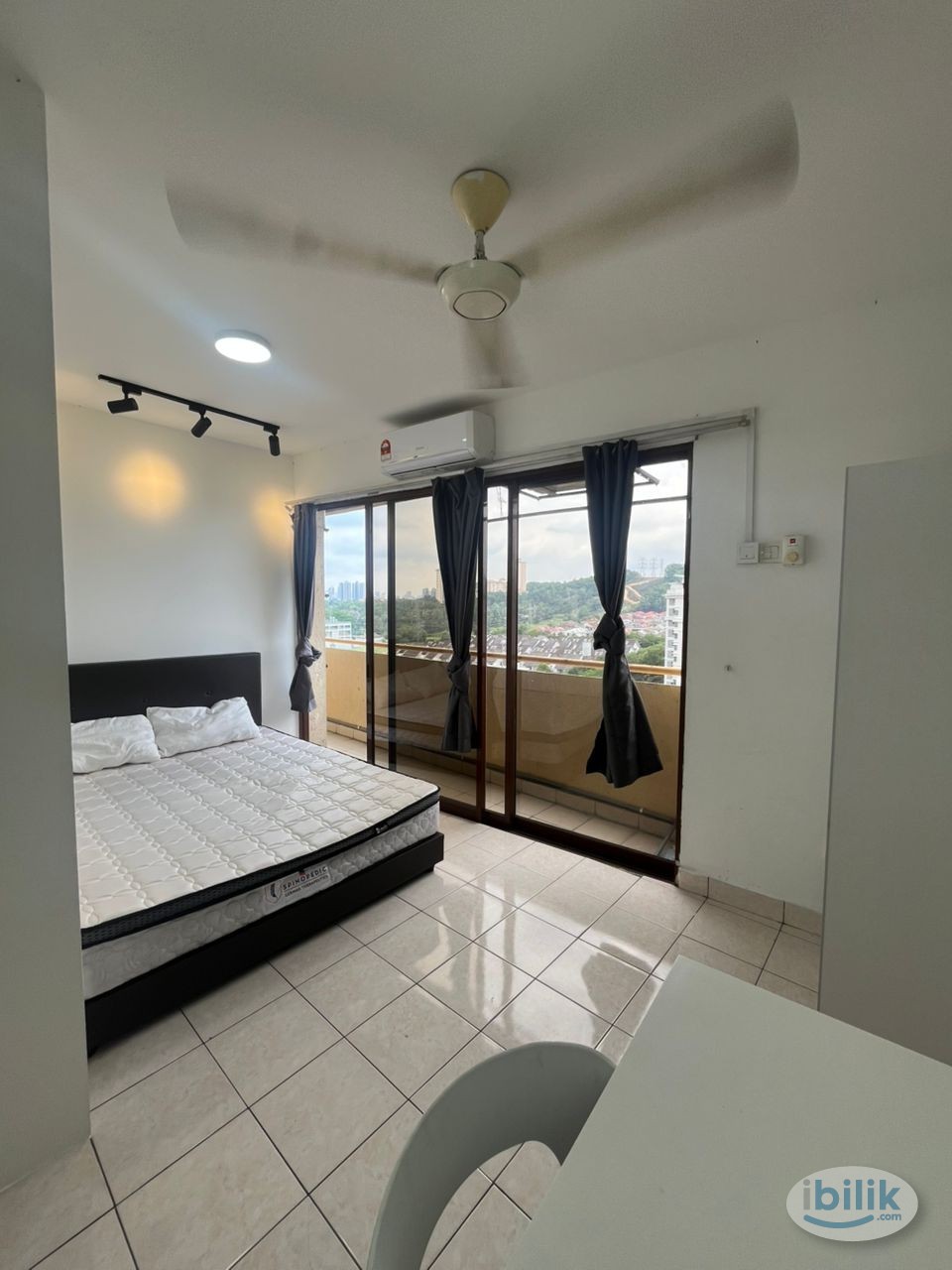Middle Room at Palm Spring, Kota Damansara - Image 5