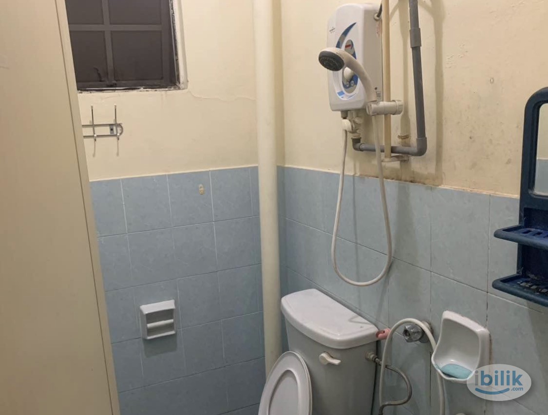 Single Room at Serdang Skyvillas, Seri Kembangan - Image 2