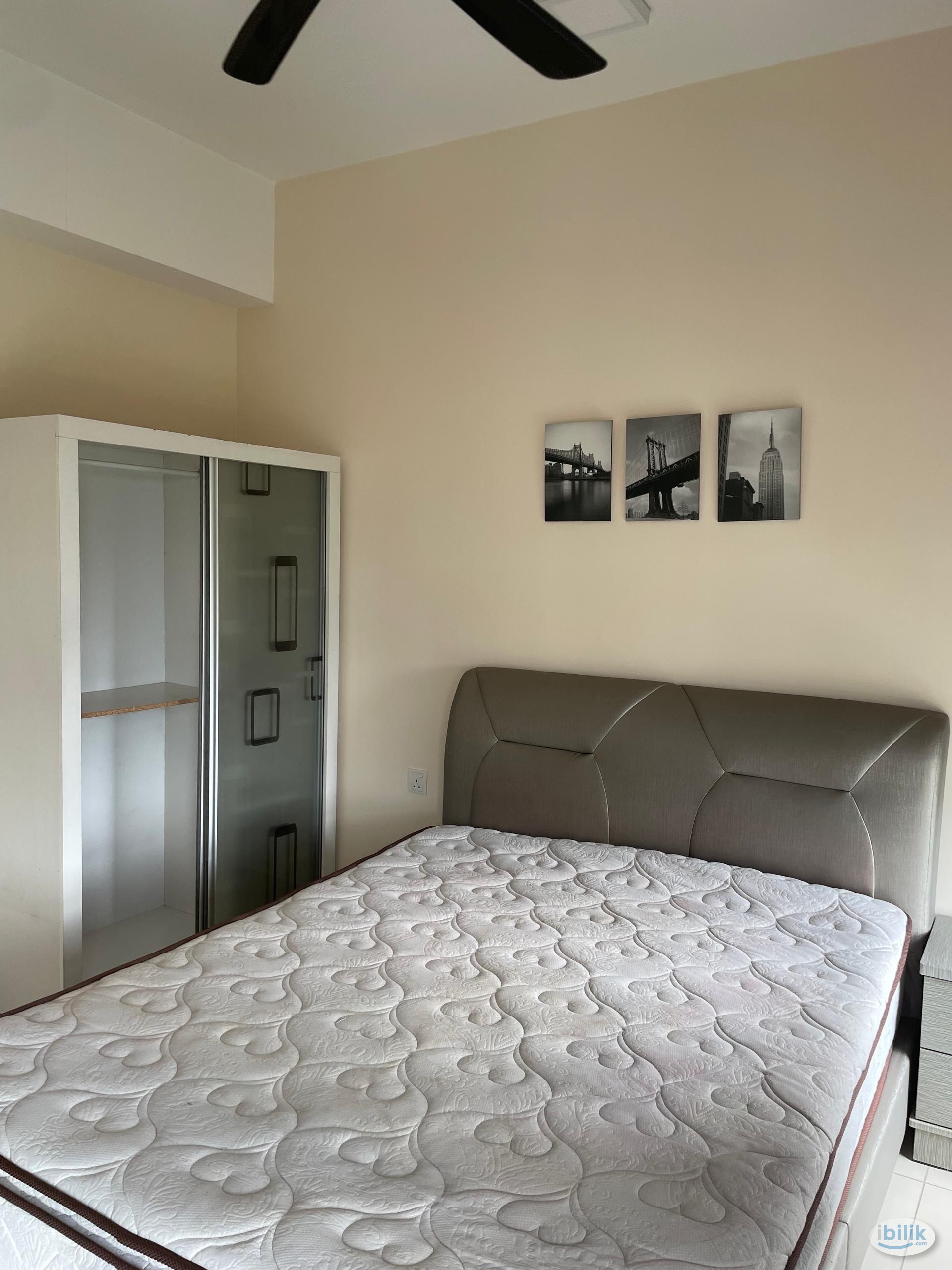 Middle Room at The Hyve - Image 1