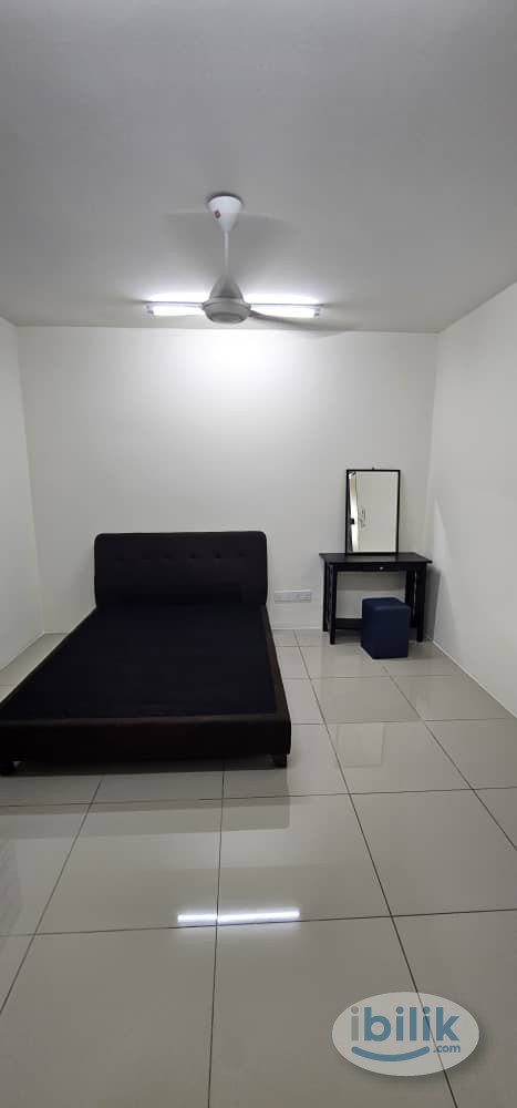 Master Room at Ritma Perdana, Puncak Alam – For Female Working Tenant - Image 1