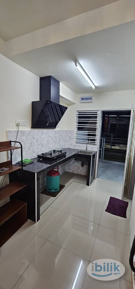 Master Room at Ritma Perdana, Puncak Alam – For Female Working Tenant - Image 5