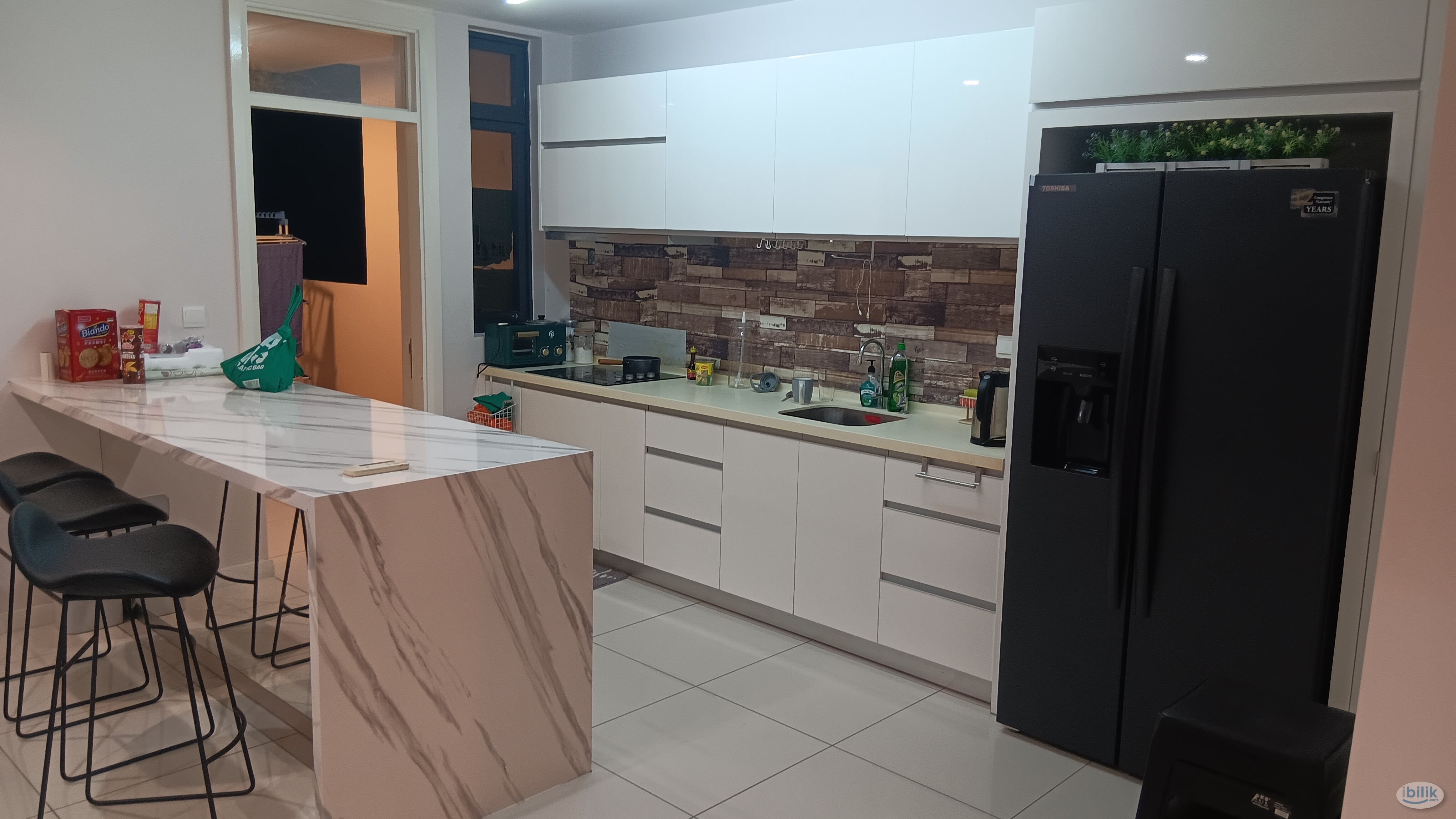 Room For Rent @ Icon City PJ near Taylor, Sunway with attached bath, Fully Furnished, FREE WIFI + Parking. - Image 1