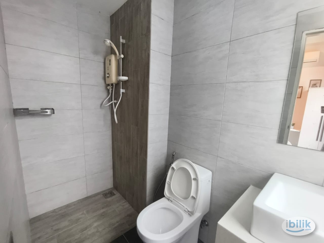 Master Room at Arte Plus, Ampang Hilir - Image 4