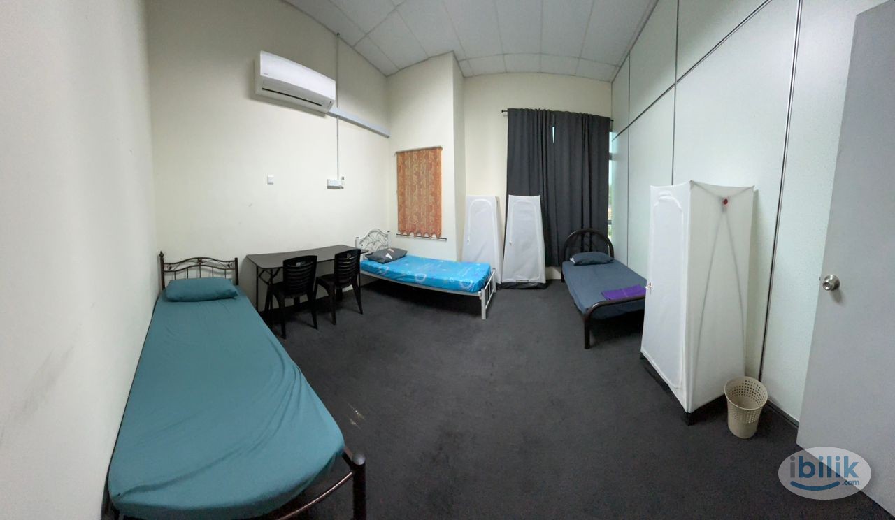 Sharing Room For Male - Image 1