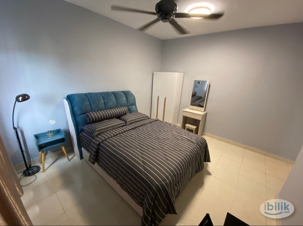 Master Room at SuriaMas, Bandar Sunway - Image 1