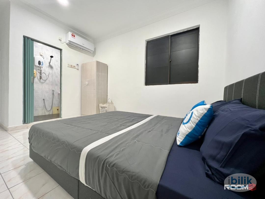 🛏️ Cozy & clean rooms near Tebrau City, AEON, and IKEA – Free WiFi, private bathroom, zero deposit! Move in now! 🏡✨ - Image 1