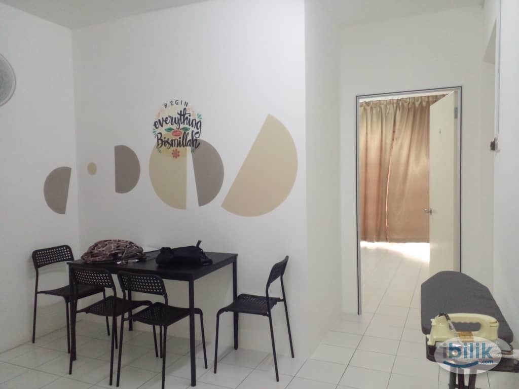 Bilik Mampu Milik | Sharing | Girl Muslim |Middle Room at Selayang Point, Selayang | Fully Furnised | hsptal selayang - Image 3