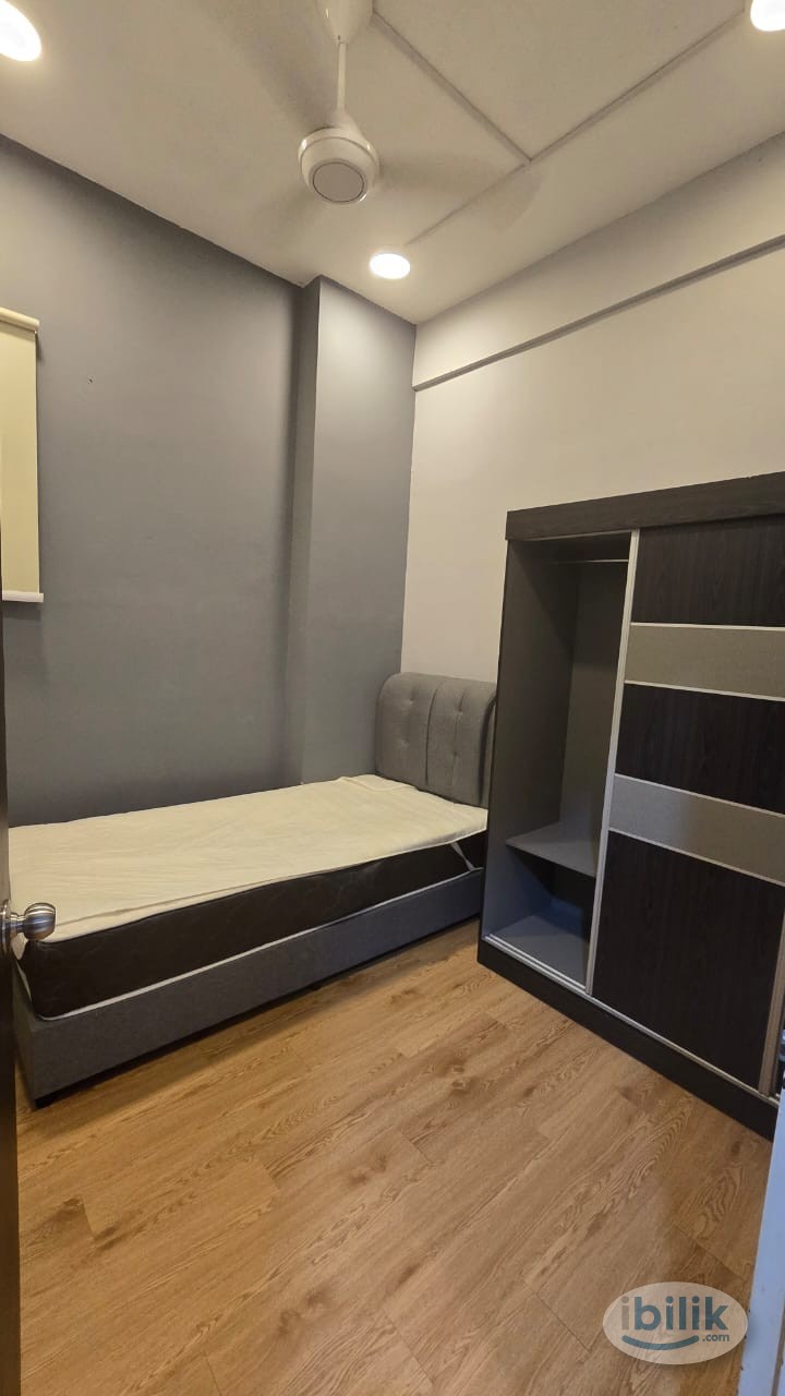 Single Room at Impian Meridian, UEP Subang Jaya - Image 4