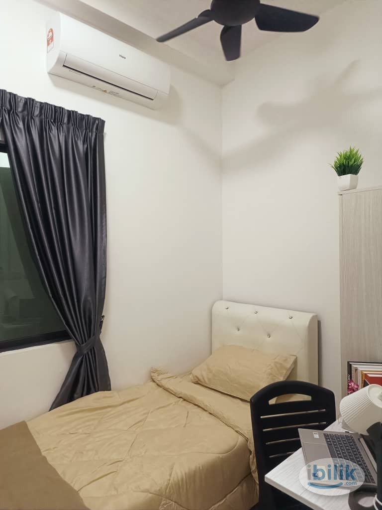‼️Premium ⭐️ Single Room Fully Furnished @ NEW Aircond Wardrobe Table Chair Mattress, VERANDO RESIDENCY, PJ - Image 1